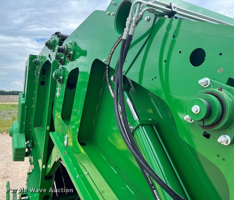 image for item DK7747 2018 John Deere CP690  RWA cotton picker