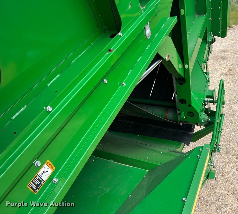 image for item DK7747 2018 John Deere CP690  RWA cotton picker