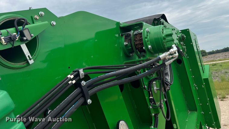 image for item DK7747 2018 John Deere CP690  RWA cotton picker