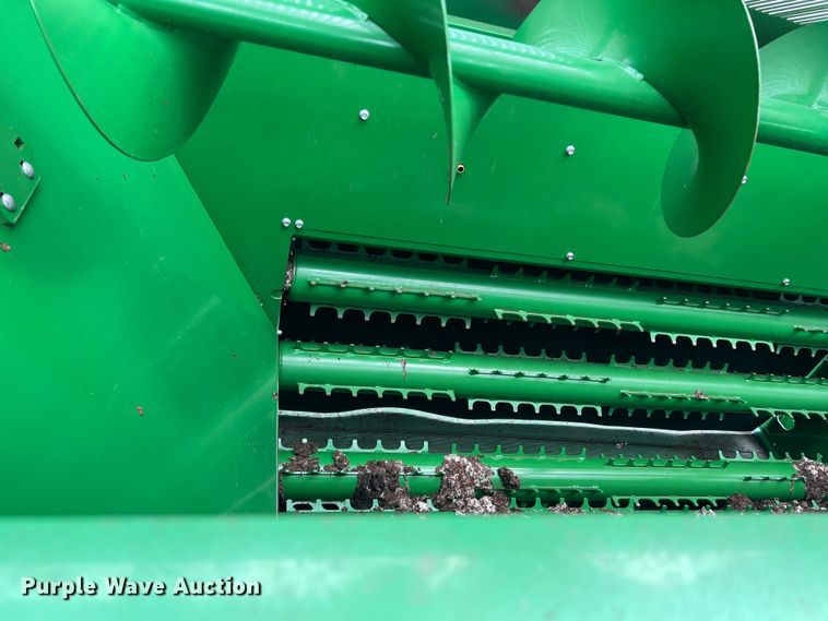 image for item DK7747 2018 John Deere CP690  RWA cotton picker