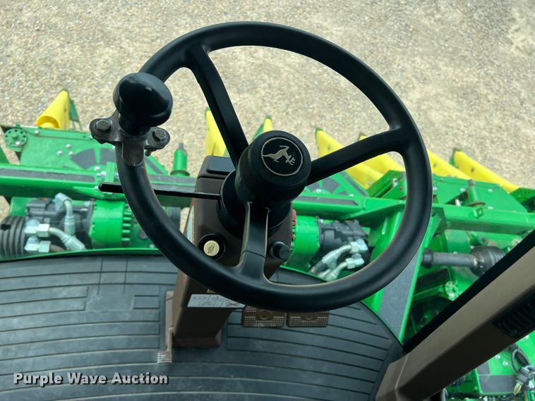 image for item DK7747 2018 John Deere CP690  RWA cotton picker