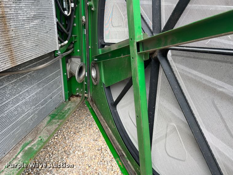 image for item DK7747 2018 John Deere CP690  RWA cotton picker