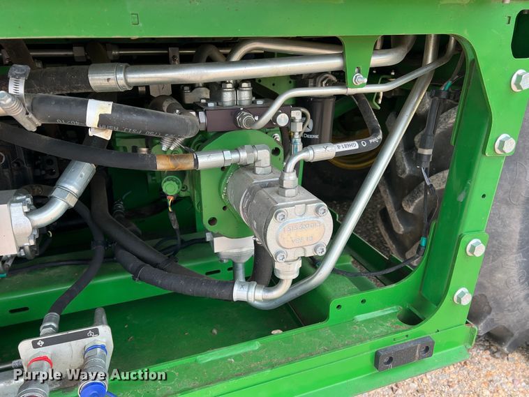 image for item DK7747 2018 John Deere CP690  RWA cotton picker