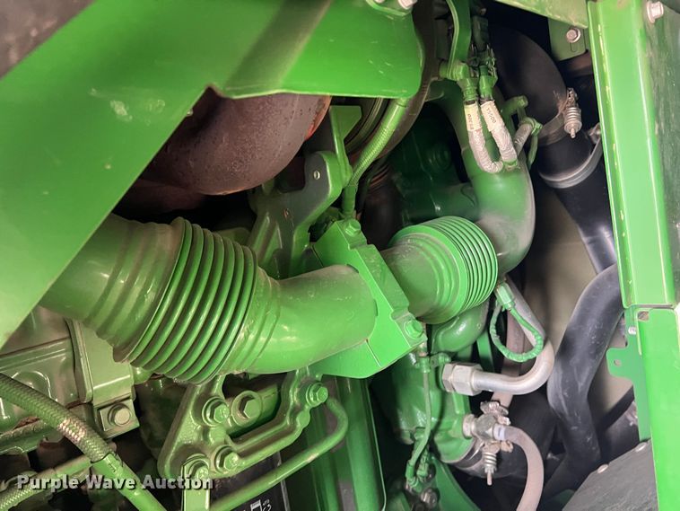 image for item DK7747 2018 John Deere CP690  RWA cotton picker