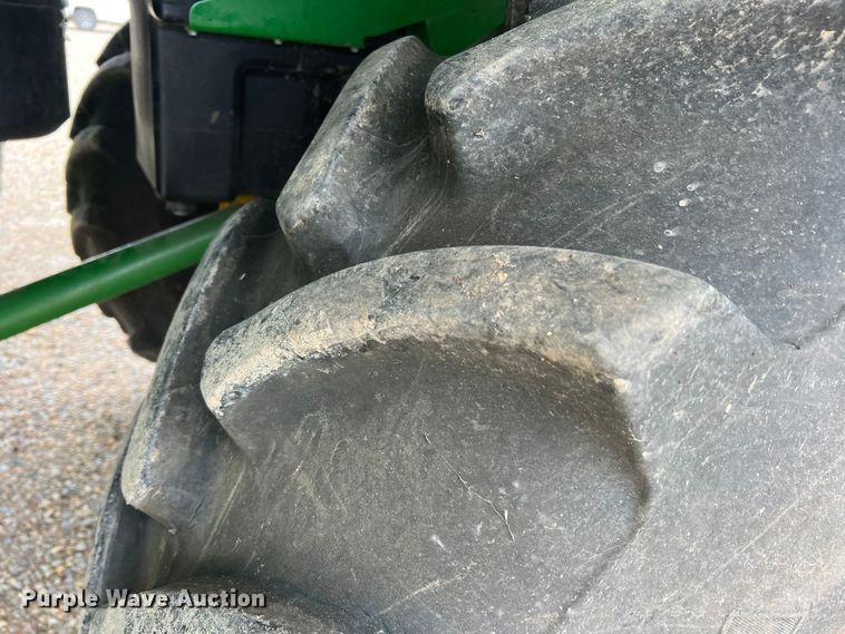 image for item DK7747 2018 John Deere CP690  RWA cotton picker