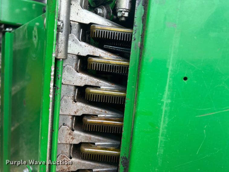 image for item DK7748 2014 John Deere 7760  RWA cotton picker