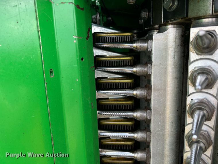 image for item DK7748 2014 John Deere 7760  RWA cotton picker