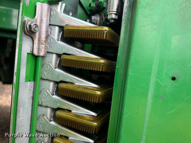 image for item DK7748 2014 John Deere 7760  RWA cotton picker