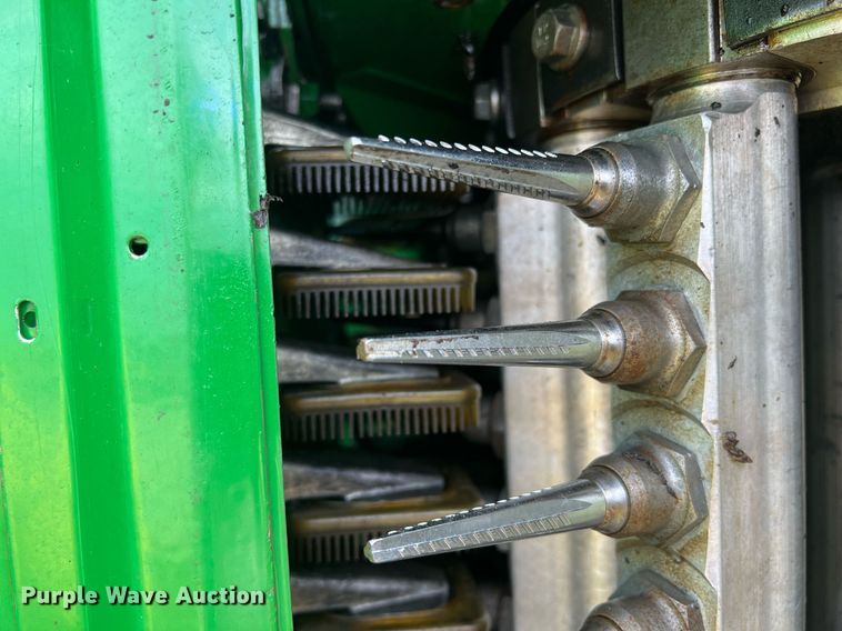 image for item DK7748 2014 John Deere 7760  RWA cotton picker