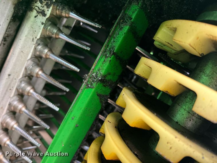 image for item DK7748 2014 John Deere 7760  RWA cotton picker