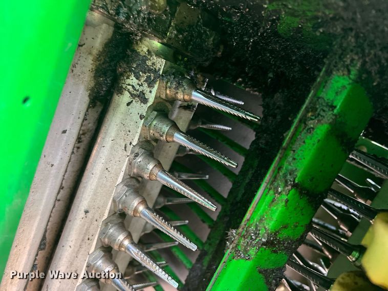 image for item DK7748 2014 John Deere 7760  RWA cotton picker