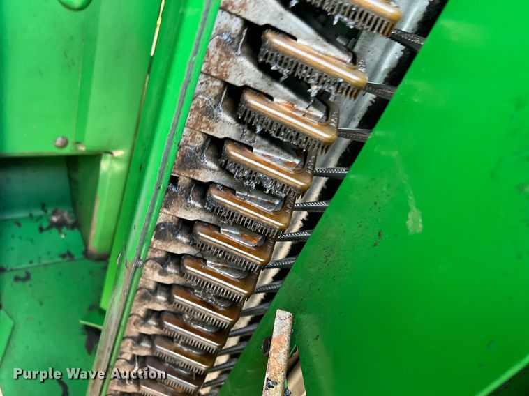 image for item DK7748 2014 John Deere 7760  RWA cotton picker