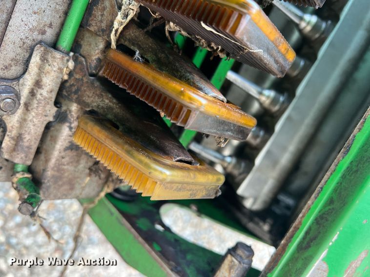 image for item DK7748 2014 John Deere 7760  RWA cotton picker