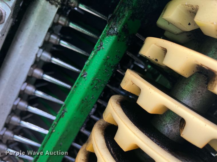 image for item DK7748 2014 John Deere 7760  RWA cotton picker