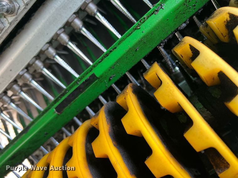 image for item DK7748 2014 John Deere 7760  RWA cotton picker