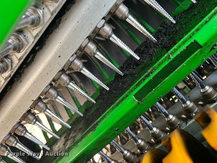 image for item DK7748 2014 John Deere 7760  RWA cotton picker