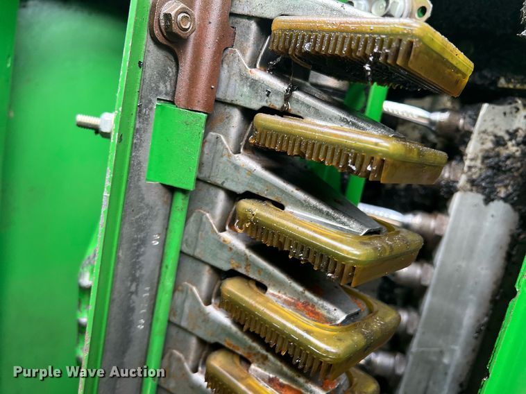 image for item DK7748 2014 John Deere 7760  RWA cotton picker