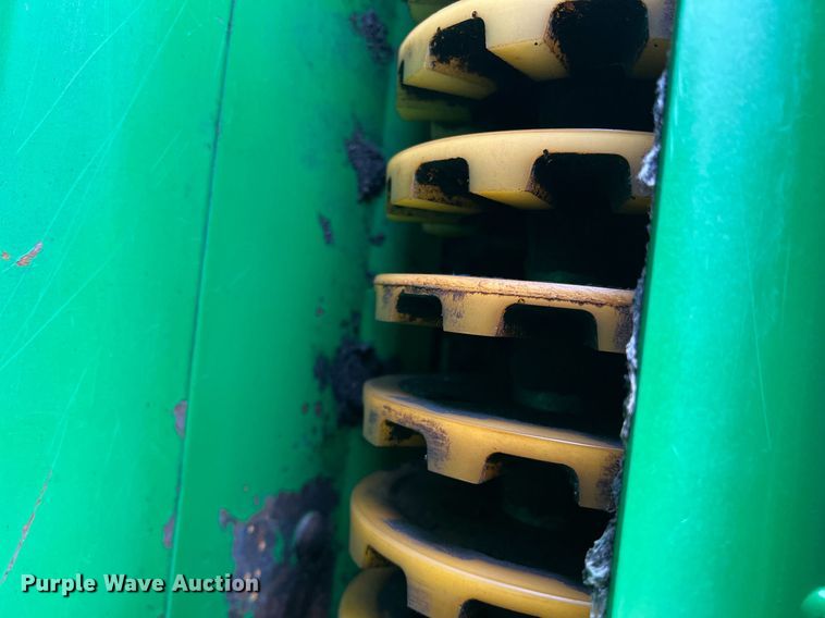 image for item DK7748 2014 John Deere 7760  RWA cotton picker