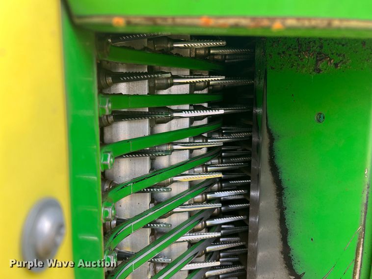 image for item DK7748 2014 John Deere 7760  RWA cotton picker