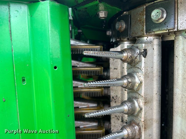 image for item DK7748 2014 John Deere 7760  RWA cotton picker