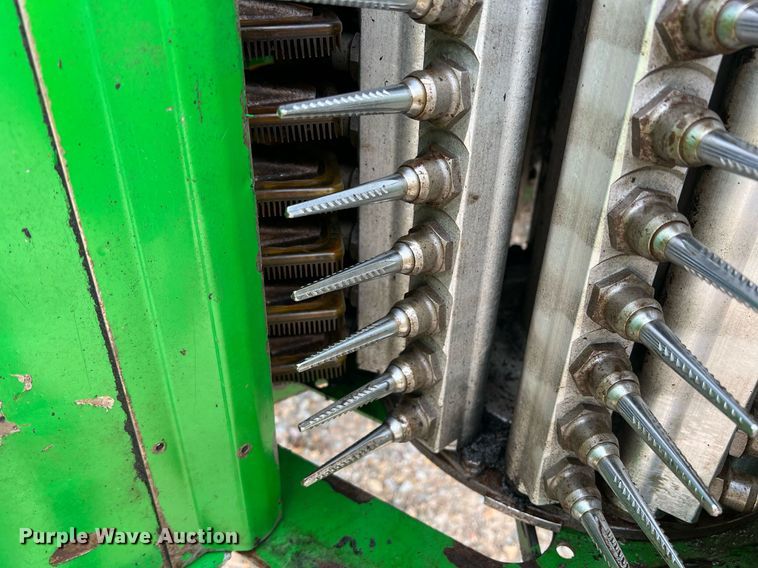 image for item DK7748 2014 John Deere 7760  RWA cotton picker