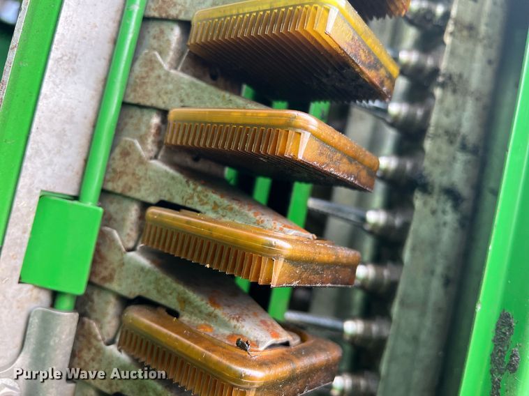 image for item DK7748 2014 John Deere 7760  RWA cotton picker