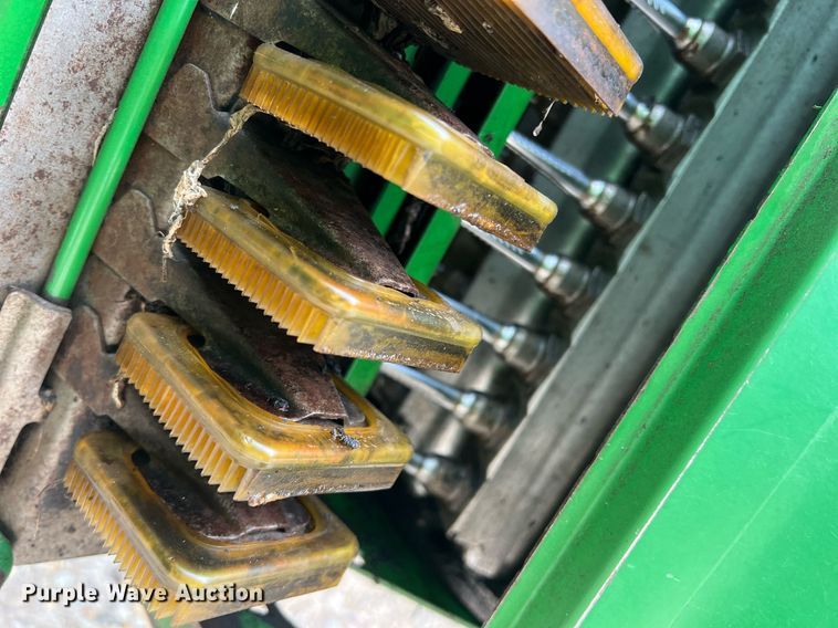 image for item DK7748 2014 John Deere 7760  RWA cotton picker