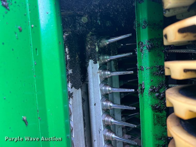 image for item DK7748 2014 John Deere 7760  RWA cotton picker