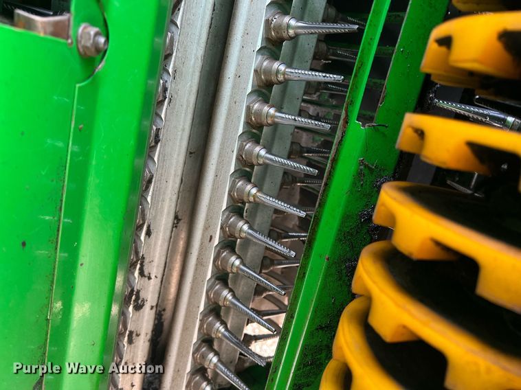 image for item DK7748 2014 John Deere 7760  RWA cotton picker