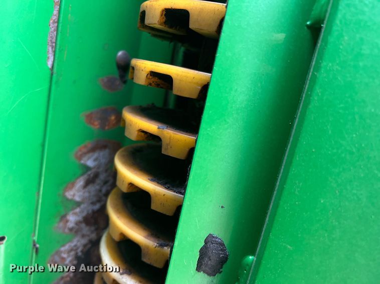 image for item DK7748 2014 John Deere 7760  RWA cotton picker