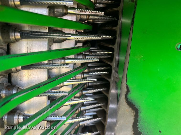 image for item DK7748 2014 John Deere 7760  RWA cotton picker