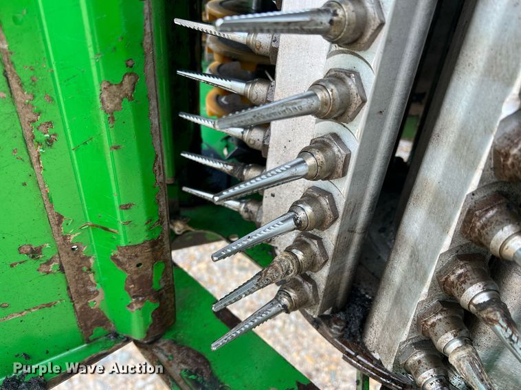 image for item DK7748 2014 John Deere 7760  RWA cotton picker