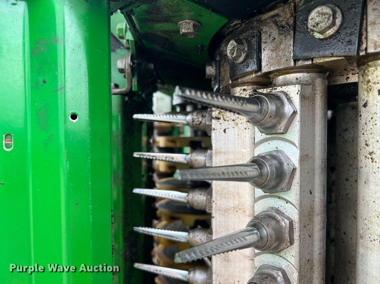 image for item DK7748 2014 John Deere 7760  RWA cotton picker