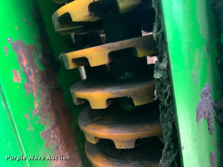 image for item DK7748 2014 John Deere 7760  RWA cotton picker