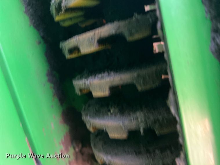 image for item DK7748 2014 John Deere 7760  RWA cotton picker