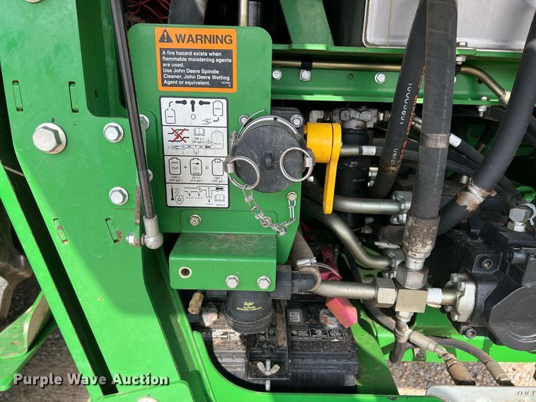 image for item DK7748 2014 John Deere 7760  RWA cotton picker