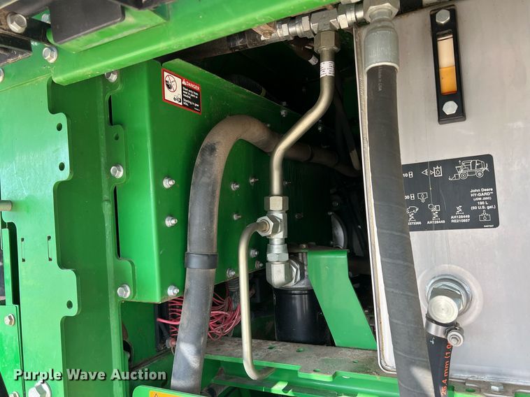 image for item DK7748 2014 John Deere 7760  RWA cotton picker