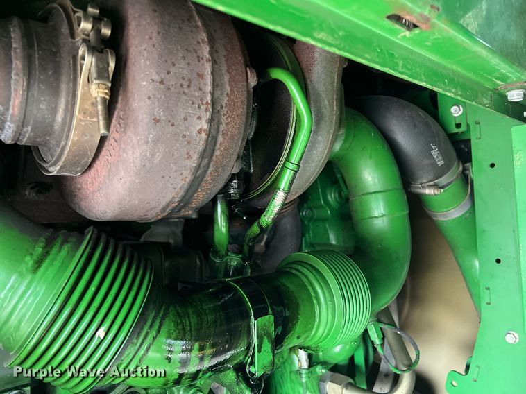 image for item DK7748 2014 John Deere 7760  RWA cotton picker