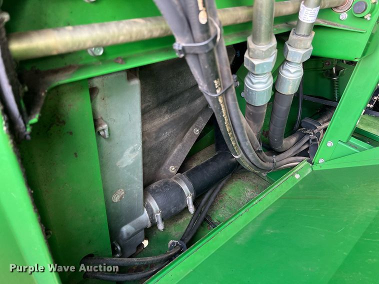 image for item DK7748 2014 John Deere 7760  RWA cotton picker