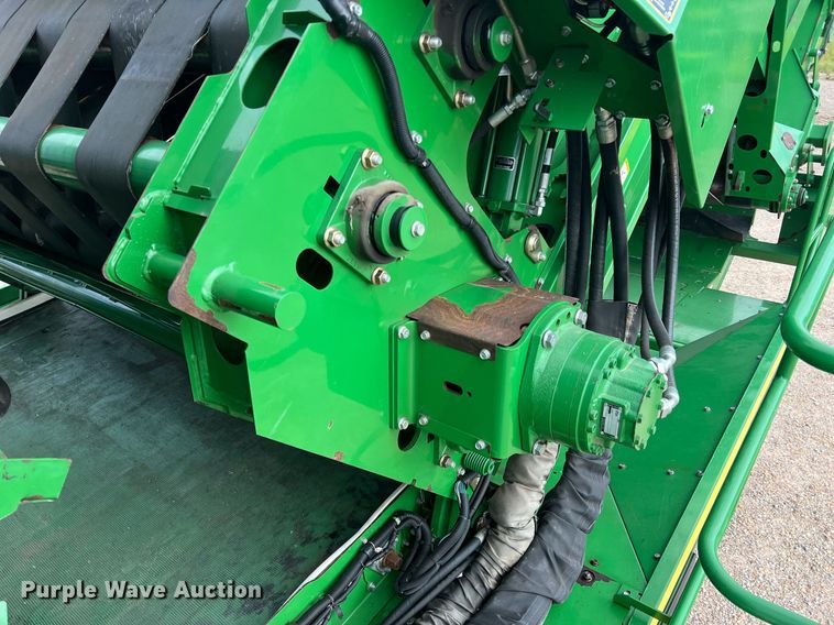 image for item DK7748 2014 John Deere 7760  RWA cotton picker