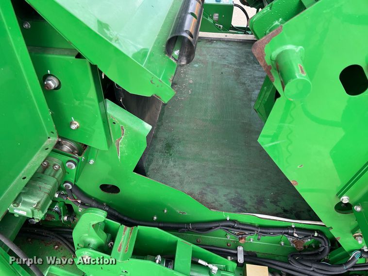 image for item DK7748 2014 John Deere 7760  RWA cotton picker