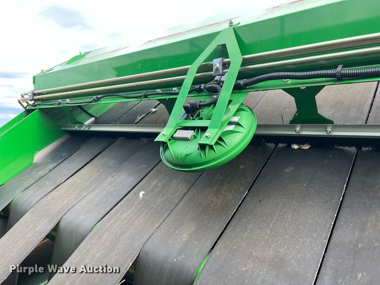 image for item DK7748 2014 John Deere 7760  RWA cotton picker