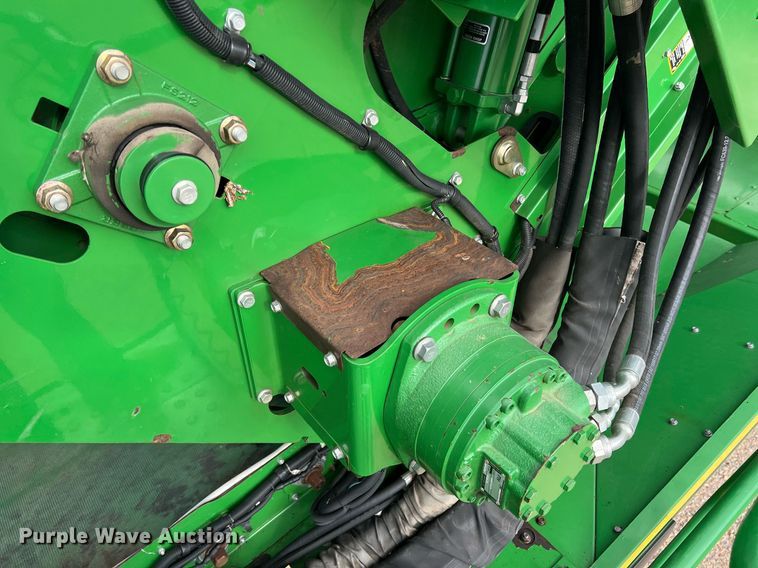 image for item DK7748 2014 John Deere 7760  RWA cotton picker