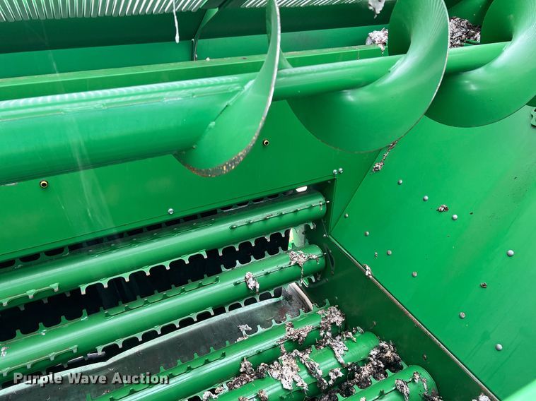 image for item DK7748 2014 John Deere 7760  RWA cotton picker