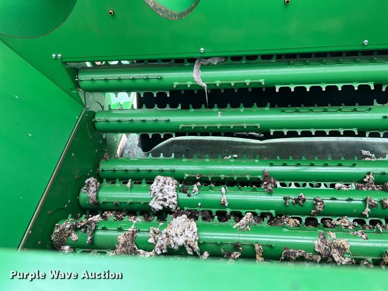 image for item DK7748 2014 John Deere 7760  RWA cotton picker