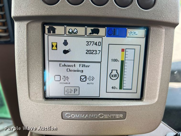 image for item DK7748 2014 John Deere 7760  RWA cotton picker