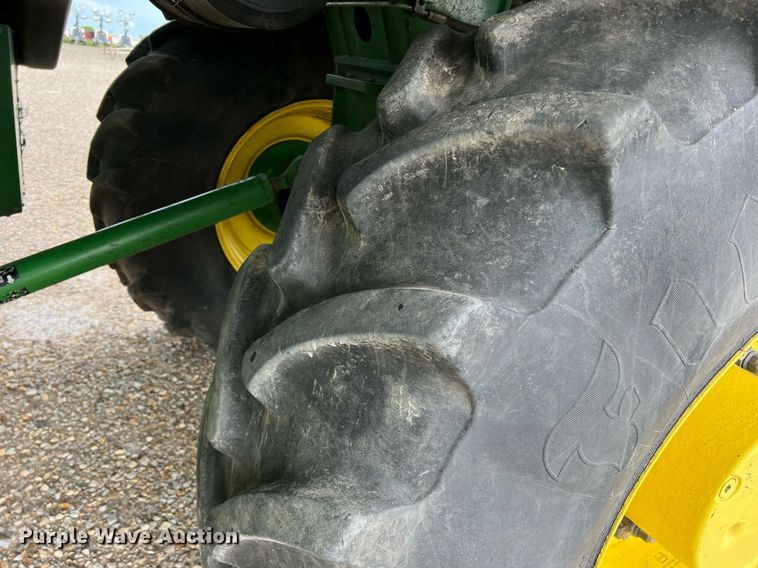 image for item DK7748 2014 John Deere 7760  RWA cotton picker