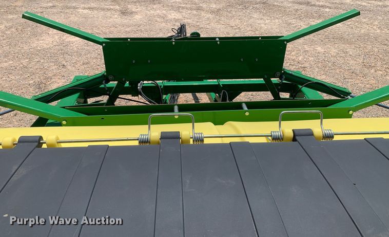 image for item DK7749 2013 John Deere 1990 CCS  air seeder