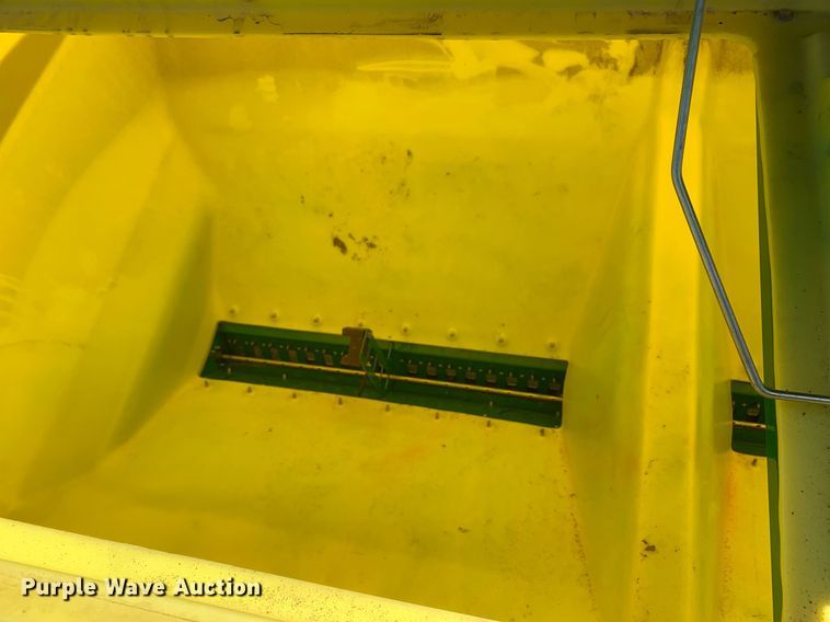 image for item DK7749 2013 John Deere 1990 CCS  air seeder