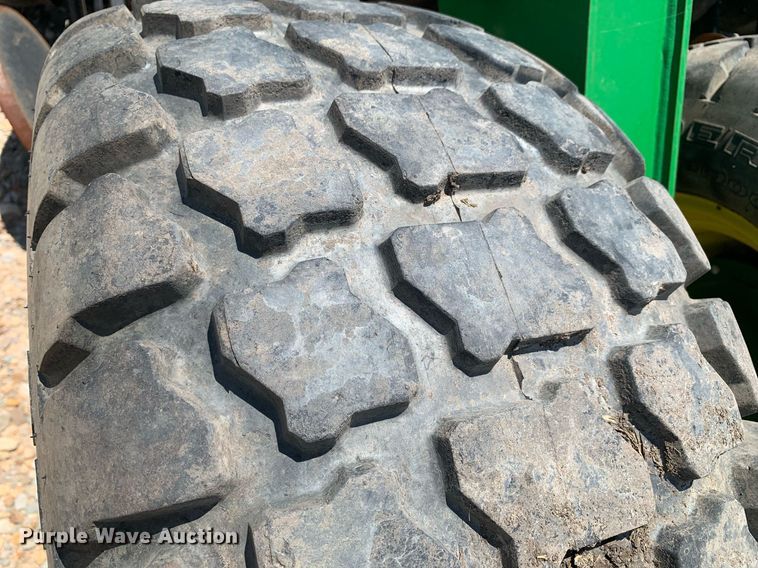 image for item DK7749 2013 John Deere 1990 CCS  air seeder